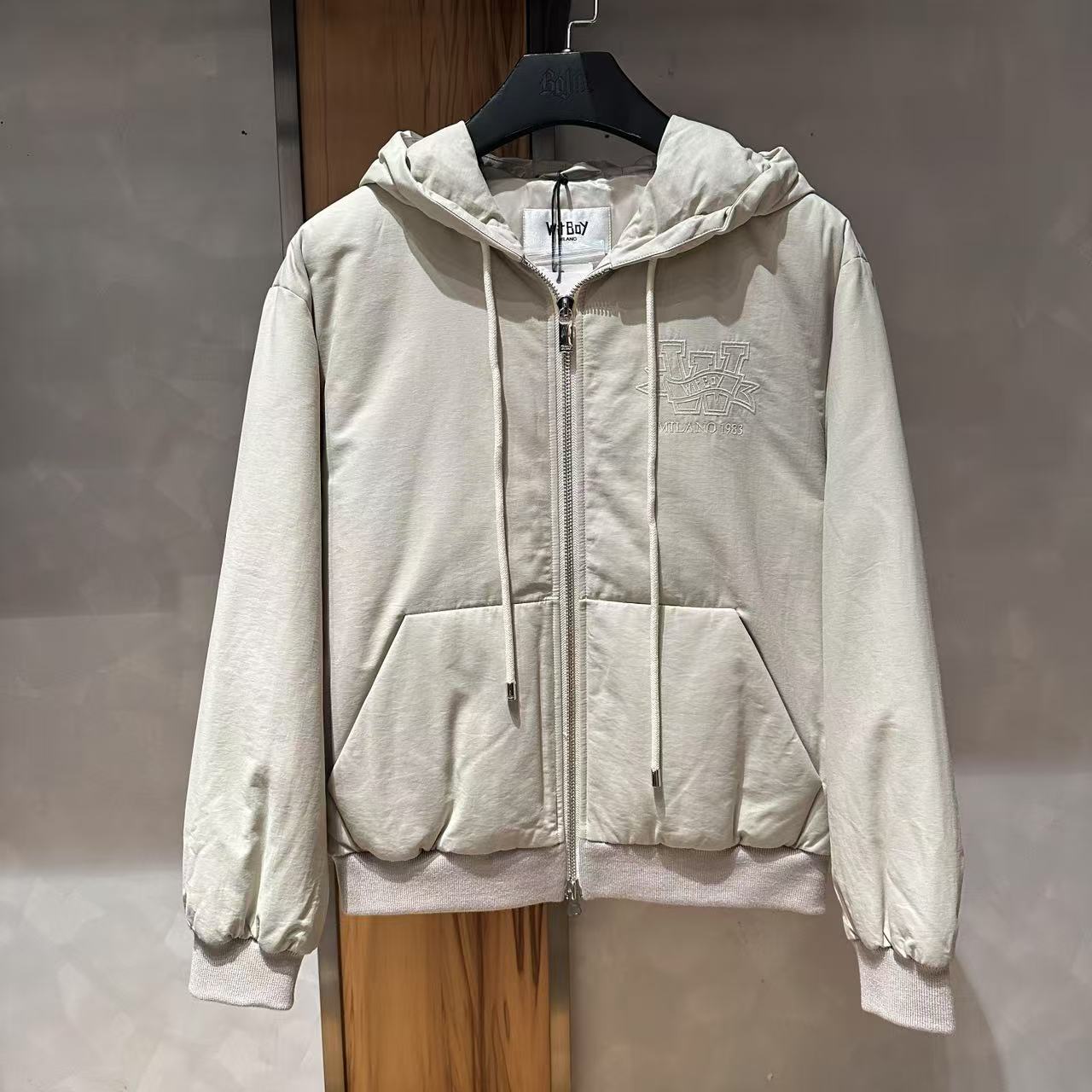 WitBoy常规印花吸汗宽松型春季连帽夹克冬季长袖学院风4100163