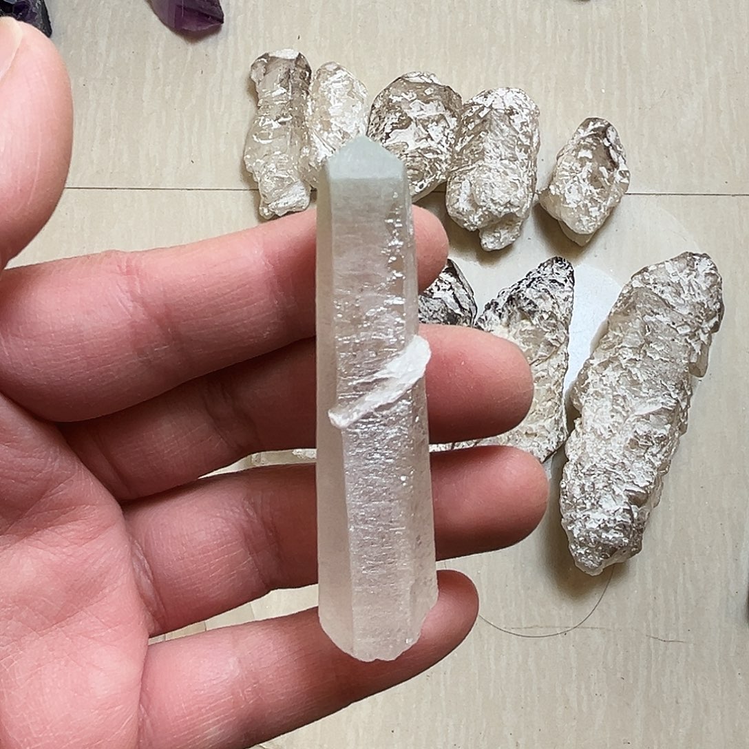 珠宝半成品水晶未镶嵌内蒙绿水晶