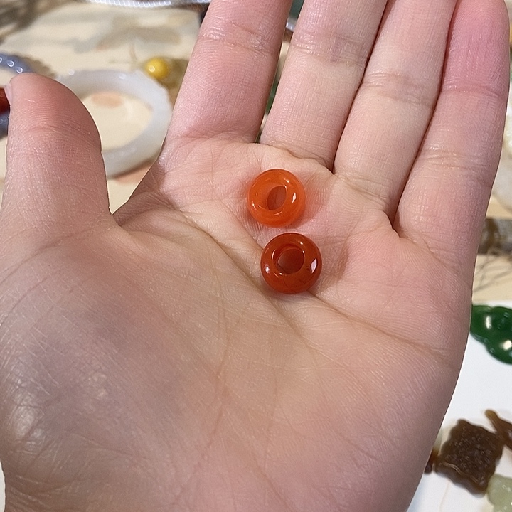 和田玉（糖玉）未镶嵌车挂这个