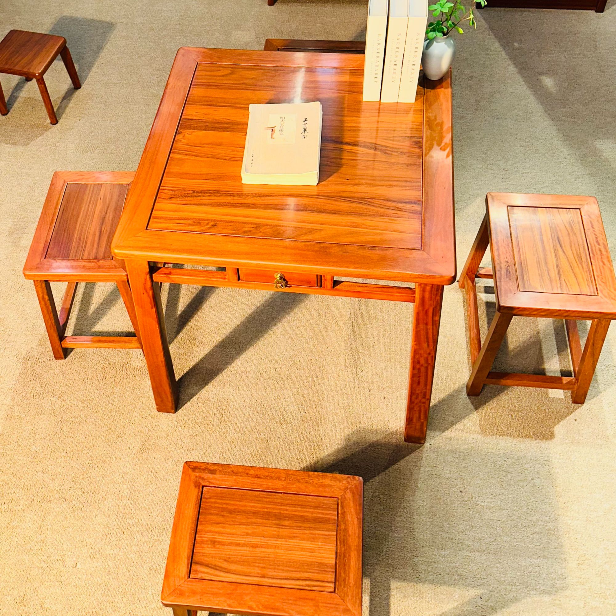 HF刺猬紫檀四方桌多规格家用客厅客厅正方形榫卯加高书桌加厚木