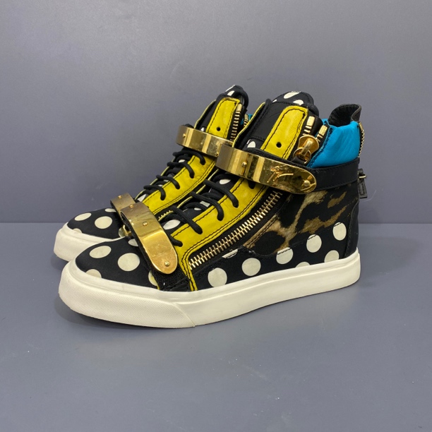 95新 HOGAN 36码 gz黑黄波点拉链板鞋 休闲鞋 很新 穿几次24