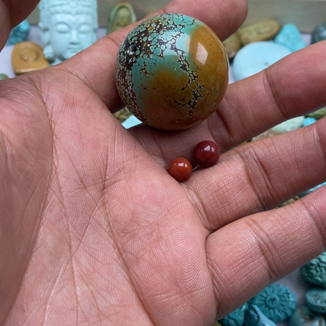 品***嘴南红玛瑙未镶嵌珠宝半成品