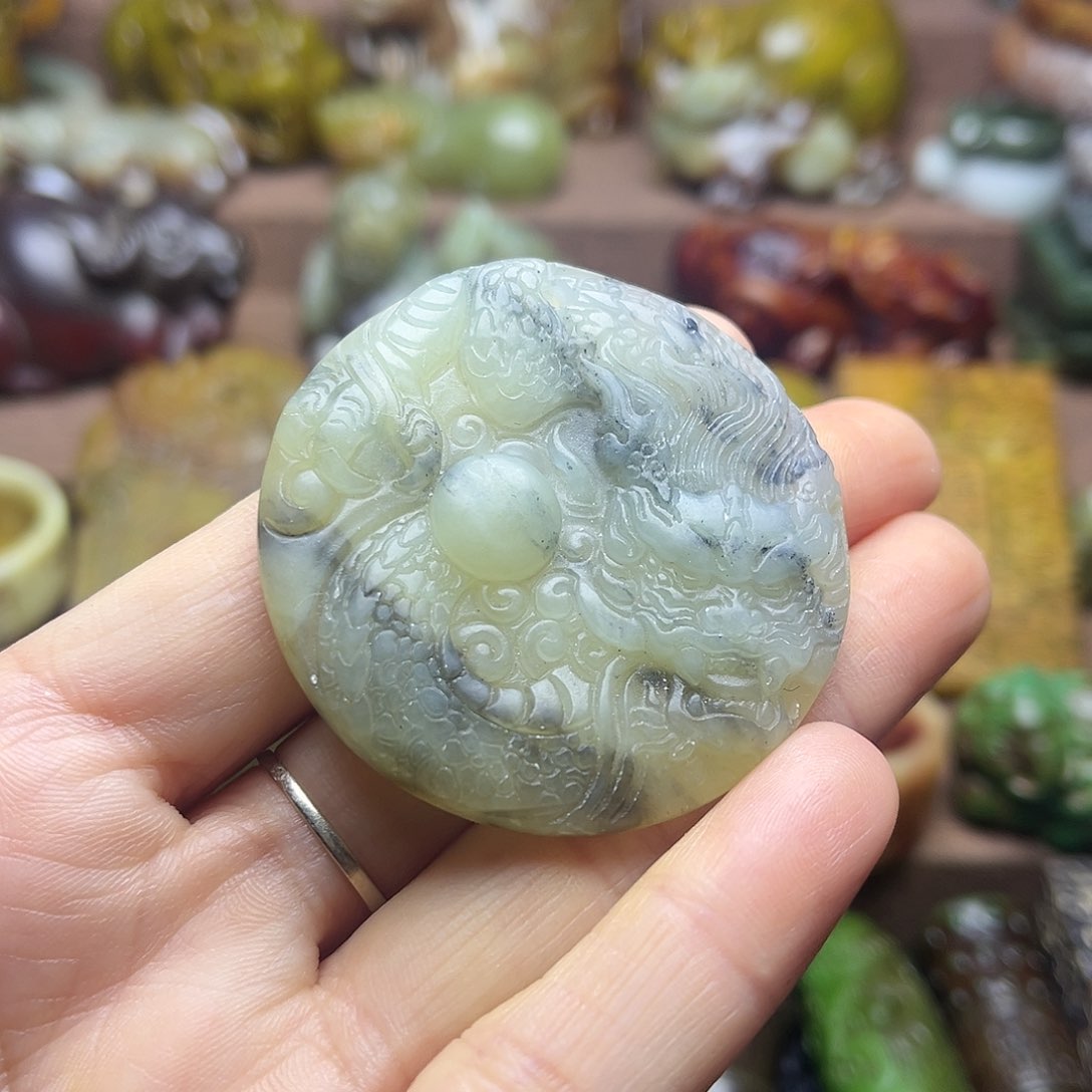 白玉菩提吊坠135。。