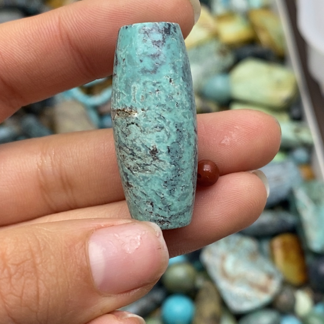 南红玛瑙未镶嵌珠宝奇石