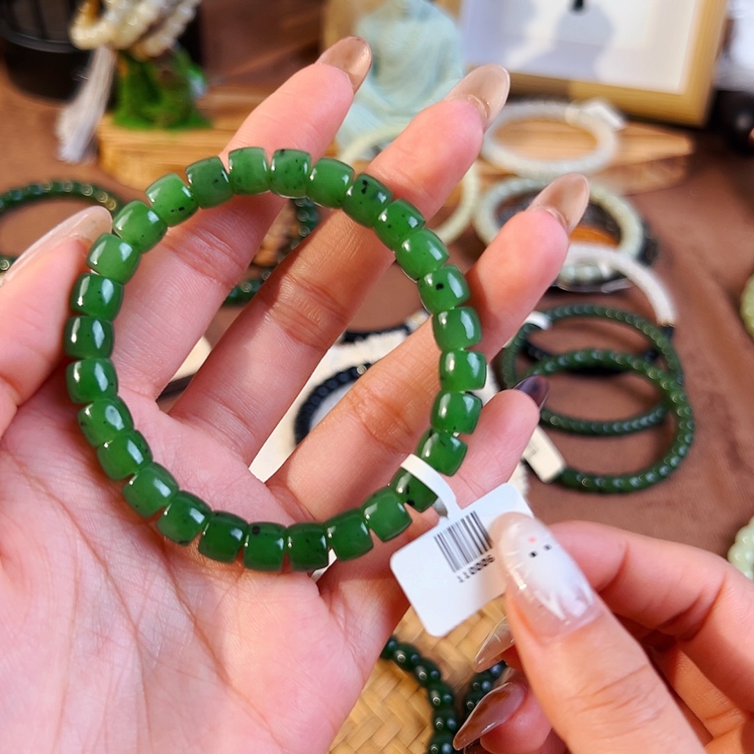 和田玉未镶嵌手串