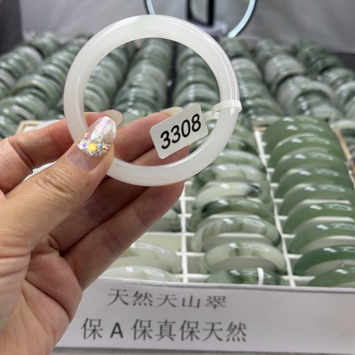 未镶嵌手镯石英质玉3308