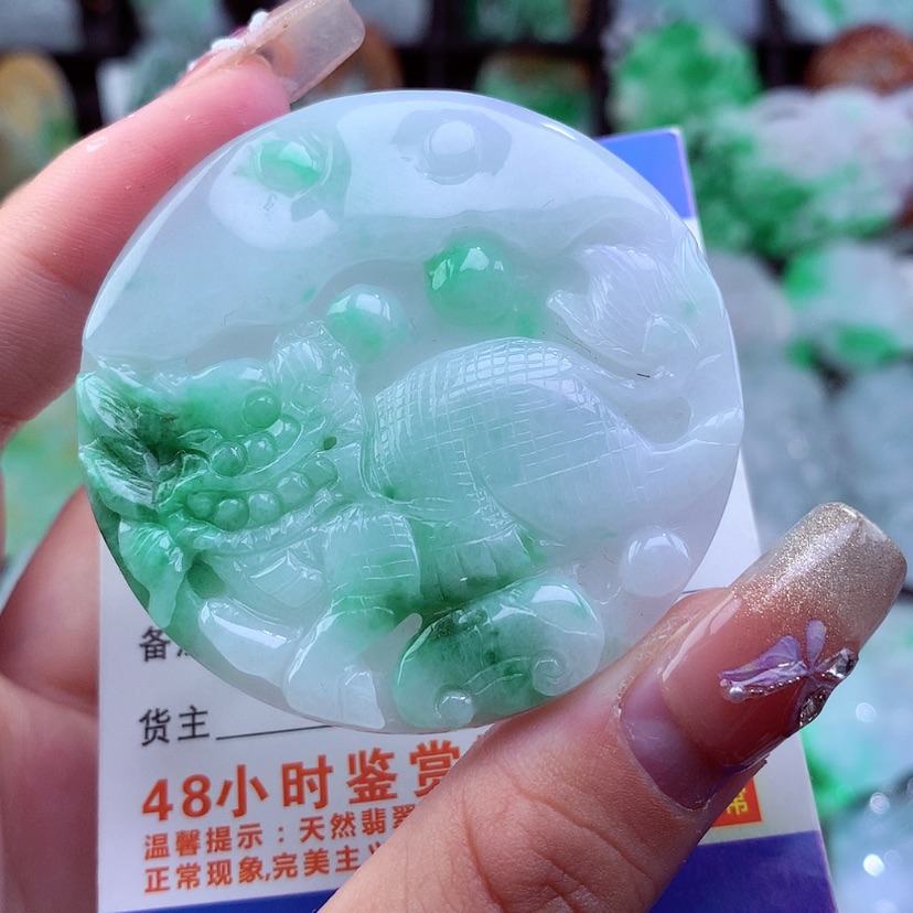 【闪购商品】翡翠颈饰未镶嵌挂件