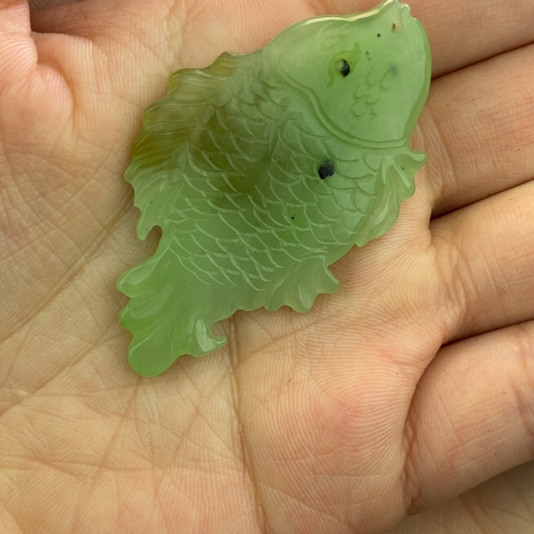 星***星和田玉未镶嵌颈饰