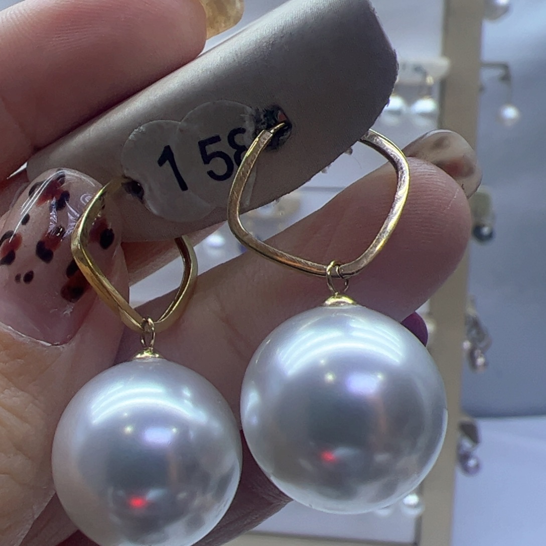 淡水珍珠耳饰18K金镶嵌