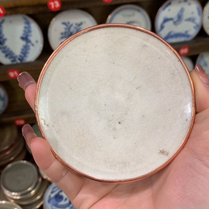 壶承现代纯手工的工艺品