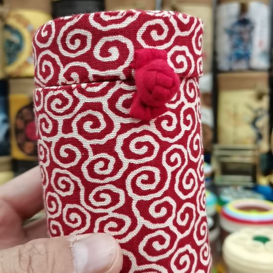 兔***宝蝈蝈罐子翻盖布套一个