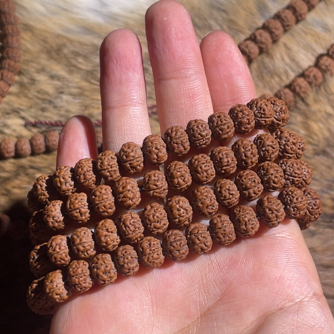 荀***)金刚菩提吊坠老树王9