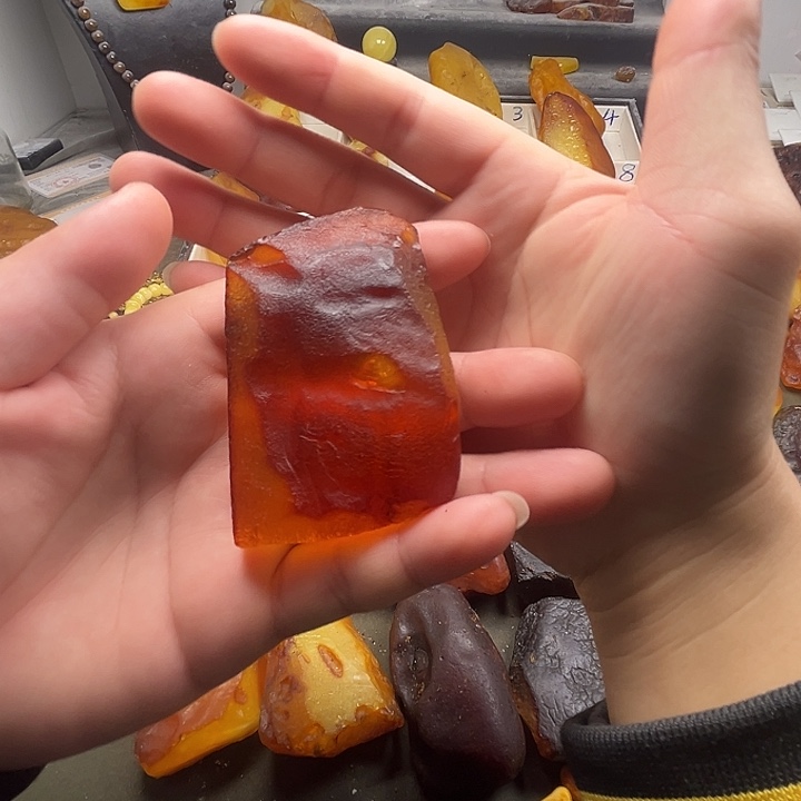 定制琥珀未镶嵌纯天然蜜蜡吊坠