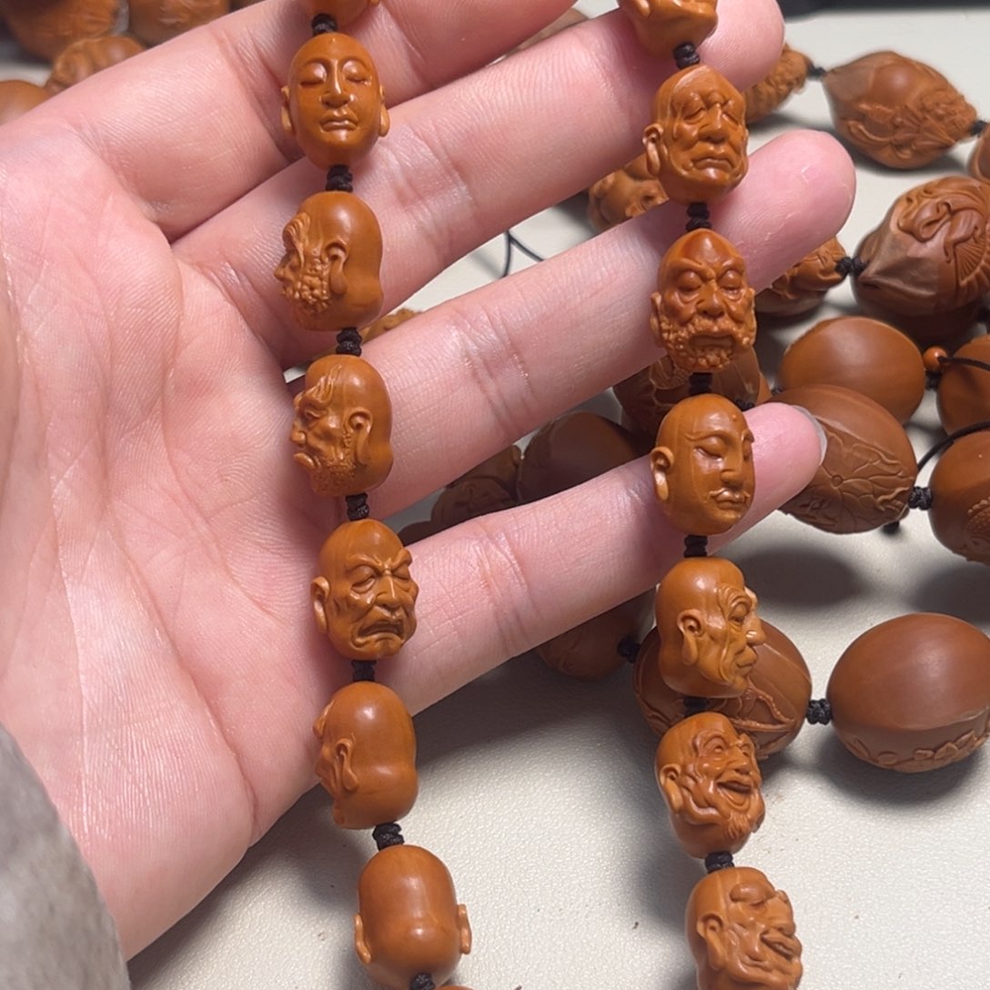 橄榄核吊坠五****?十八罗汉