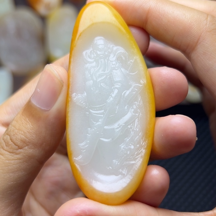 颈饰未镶嵌和田玉