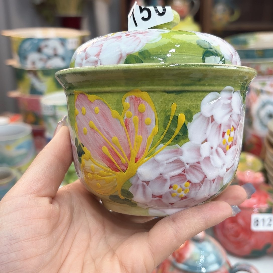 瓷片在这里我们就像我想去一