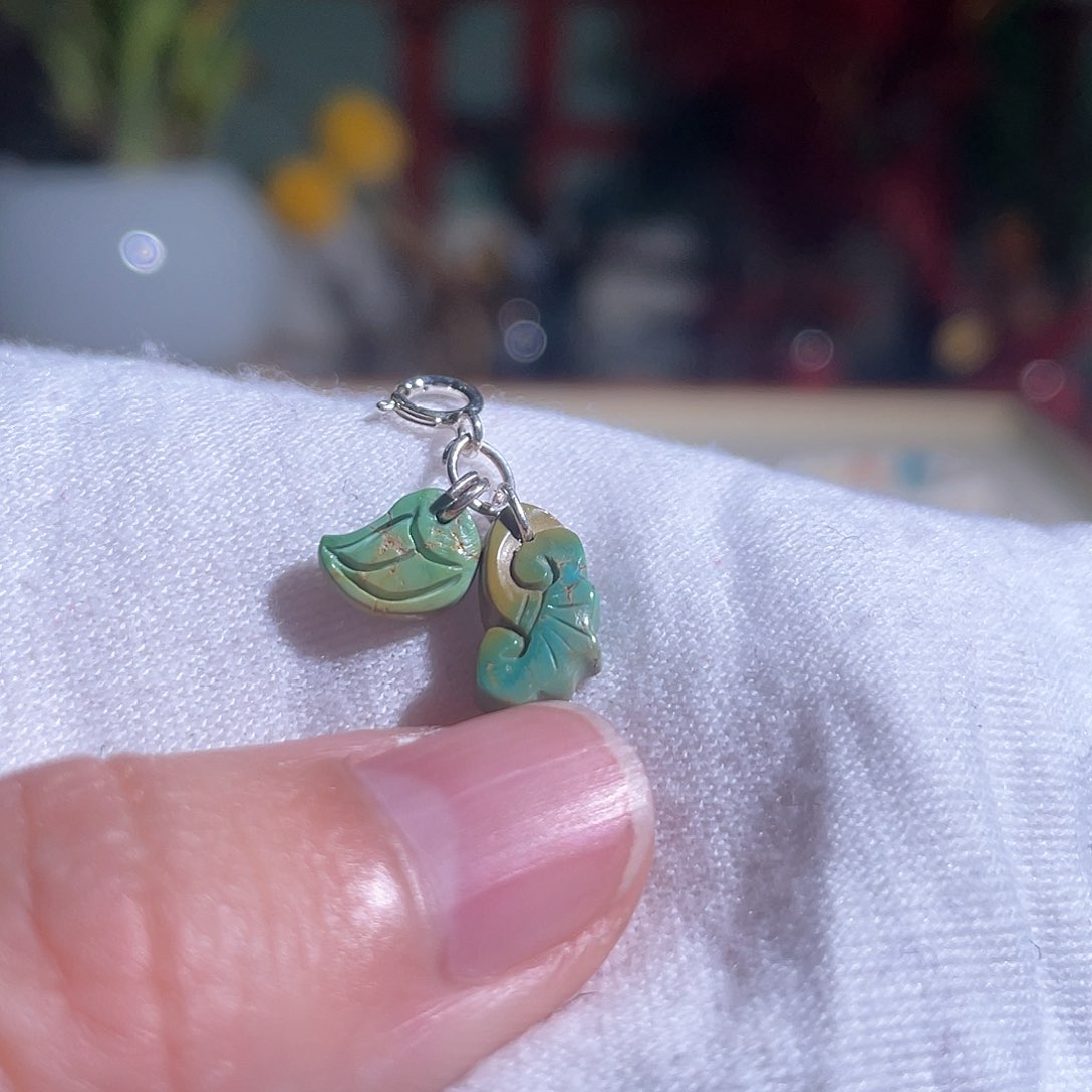 南红玛瑙配饰未镶嵌