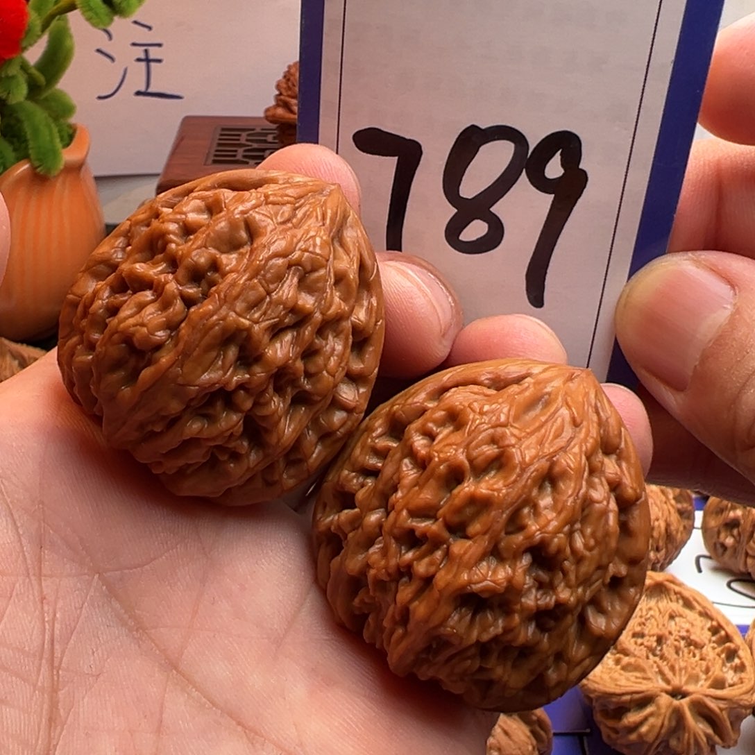 文玩核桃把件虎头王38.5尺寸789号