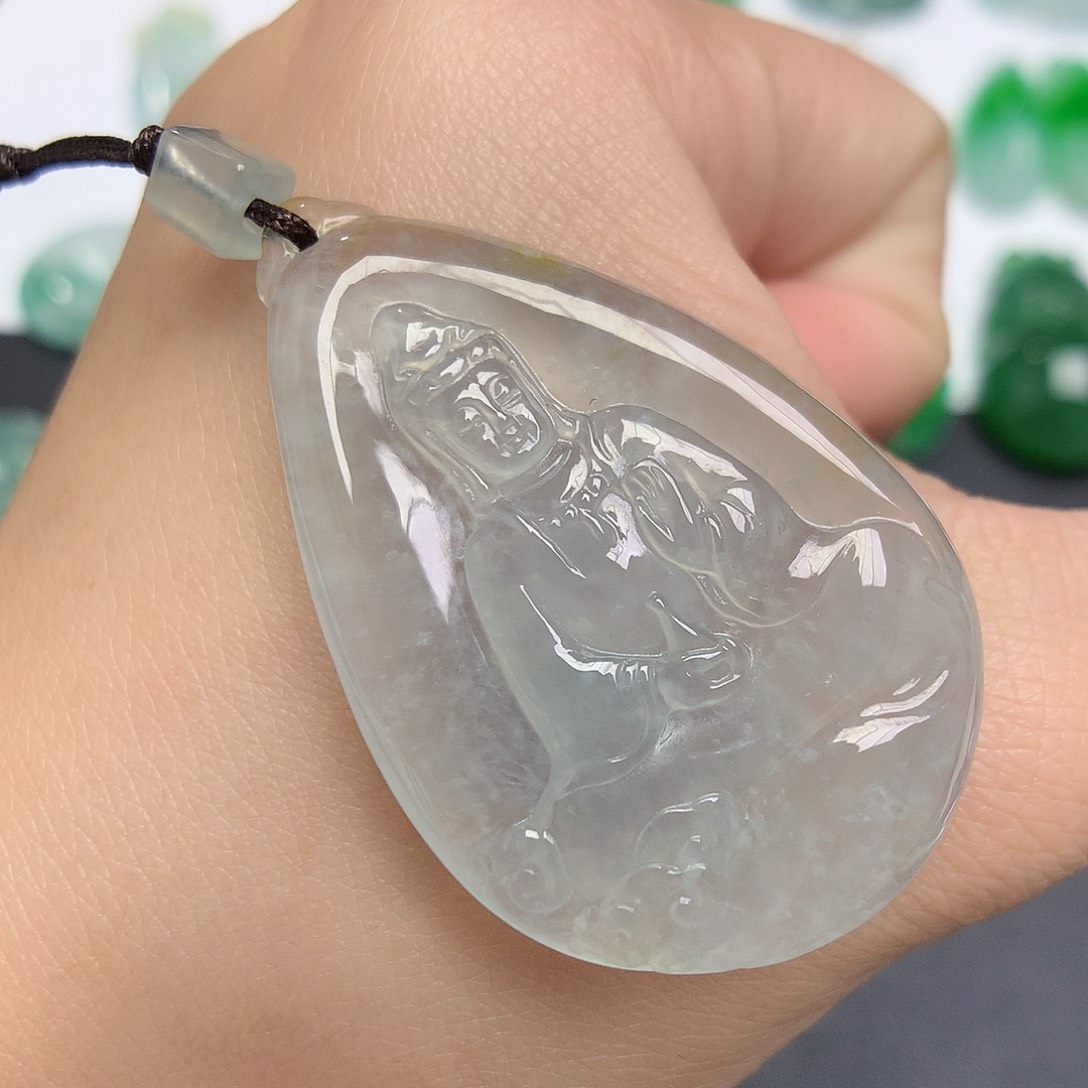 翡翠颈饰未镶嵌观音