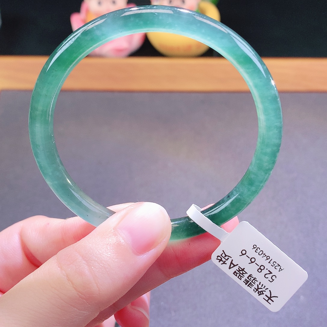 翡翠未镶嵌手镯天然翡翠
