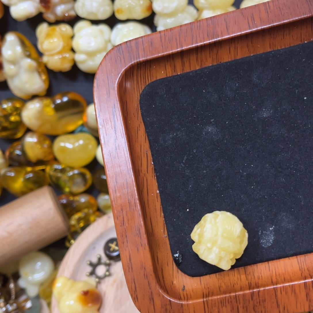 琥珀手链未镶嵌蜜蜡小狗