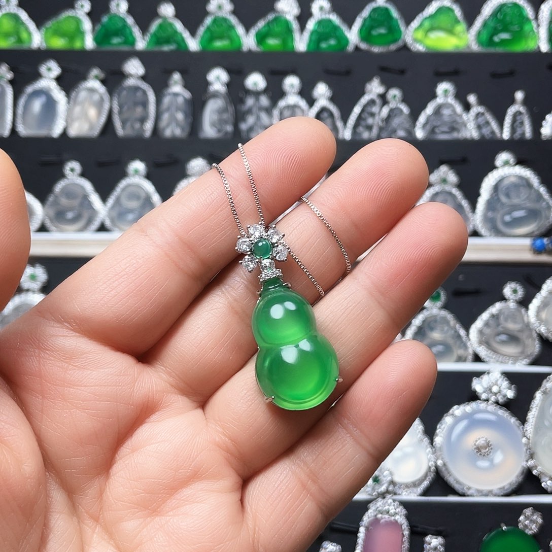 玛瑙/玉髓颈饰合金