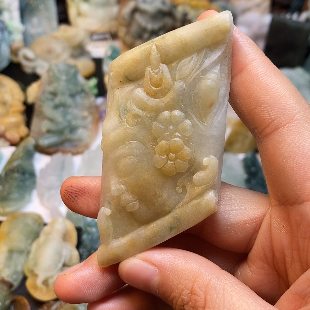 定制翡翠未镶嵌特色92