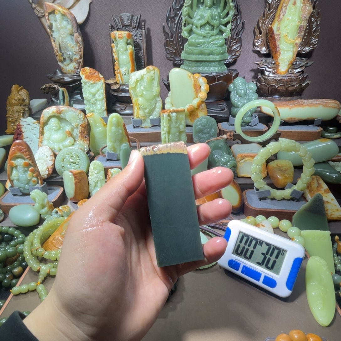 透闪石质玉手把未镶嵌随**%