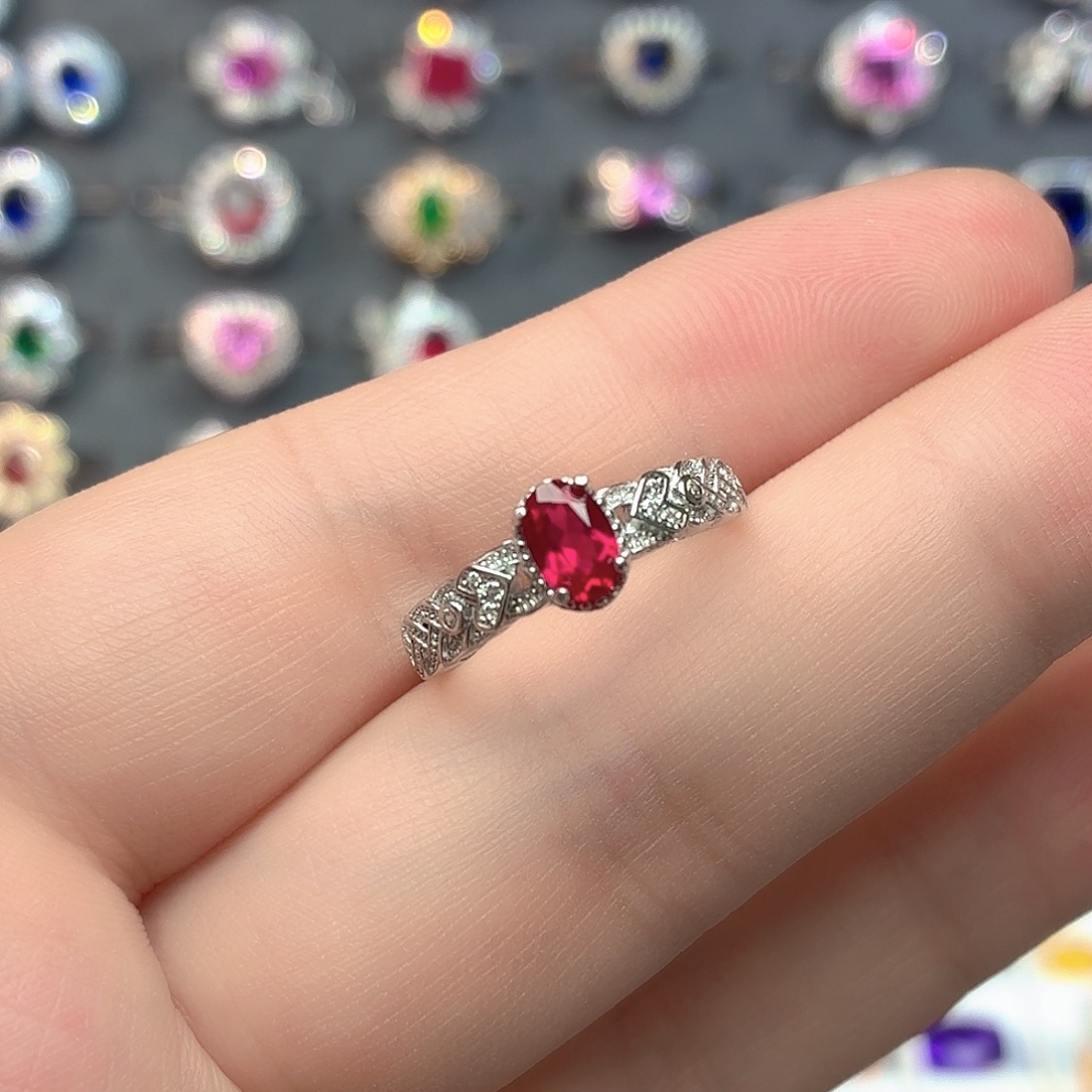 925银培育鸽血红色宝石