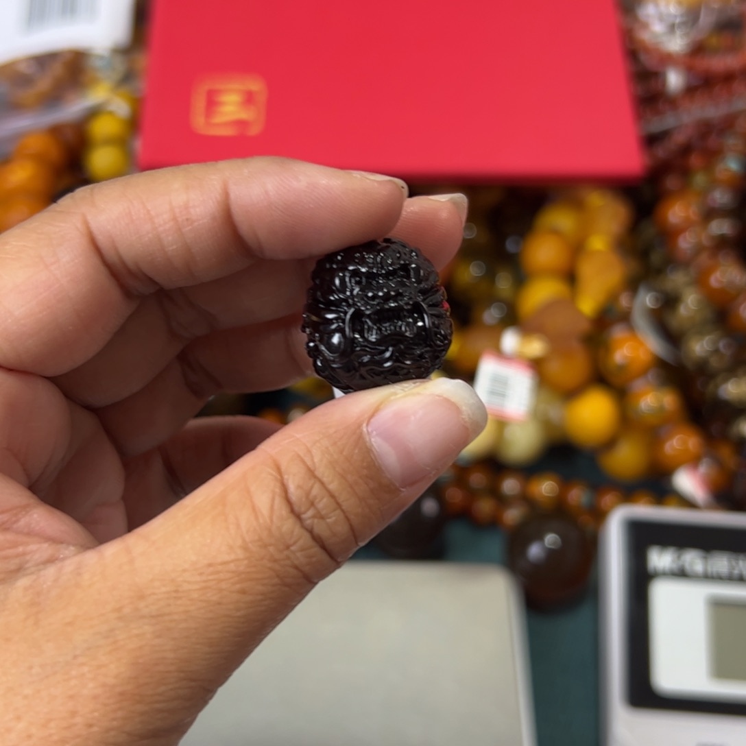 琥珀珠宝奇石未镶嵌575