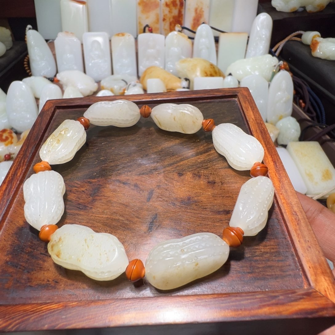 和田玉手串未镶嵌