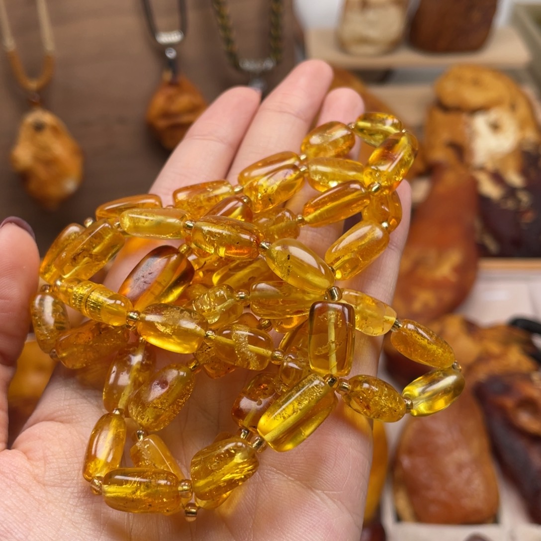 琥珀未镶嵌珠宝奇石