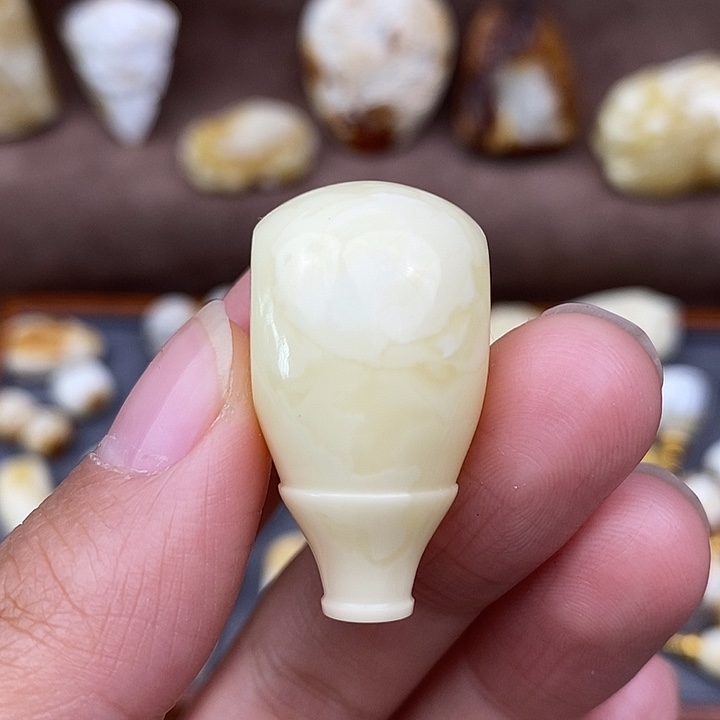 琥珀裸石未镶嵌l**x17三通d62