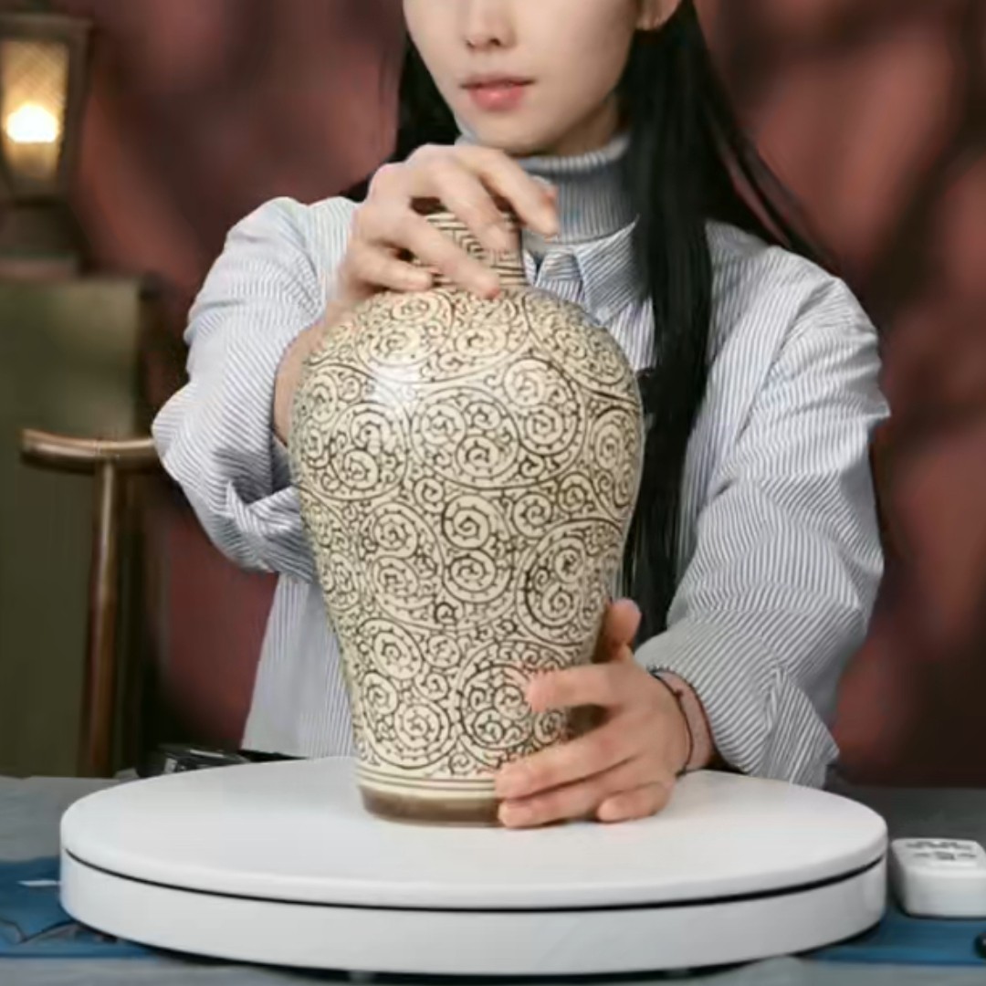 M吉州窑花卉纹梅瓶