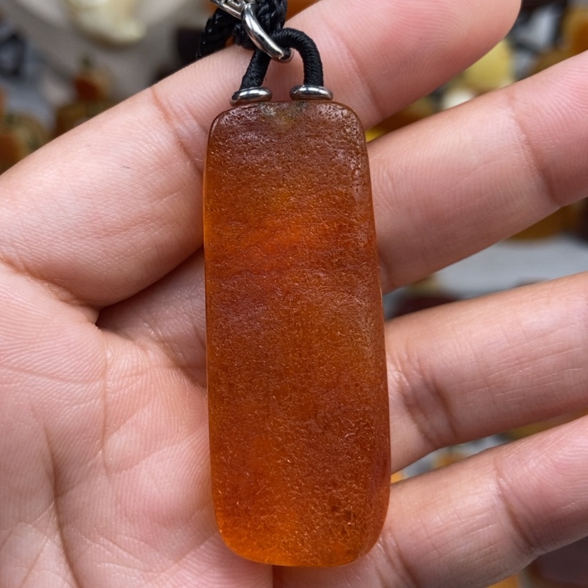 【闪购商品】琥珀颈饰未镶嵌