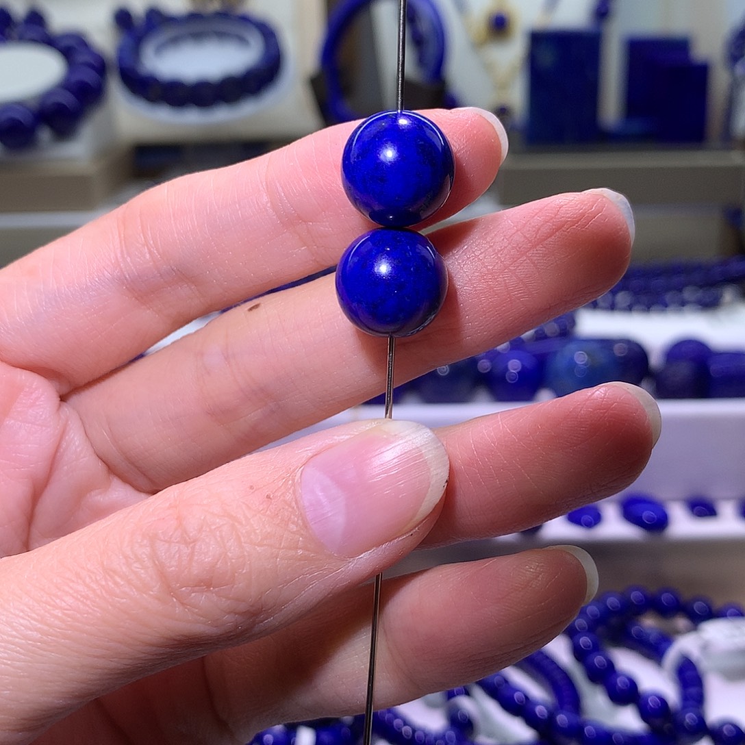 虚****青金石未镶嵌天然原矿A货单珠12.5m