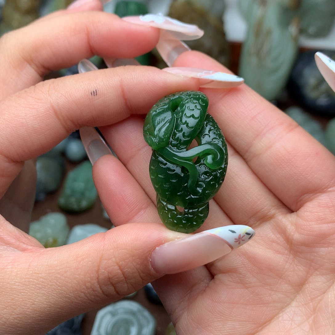 和田玉挂件未镶嵌