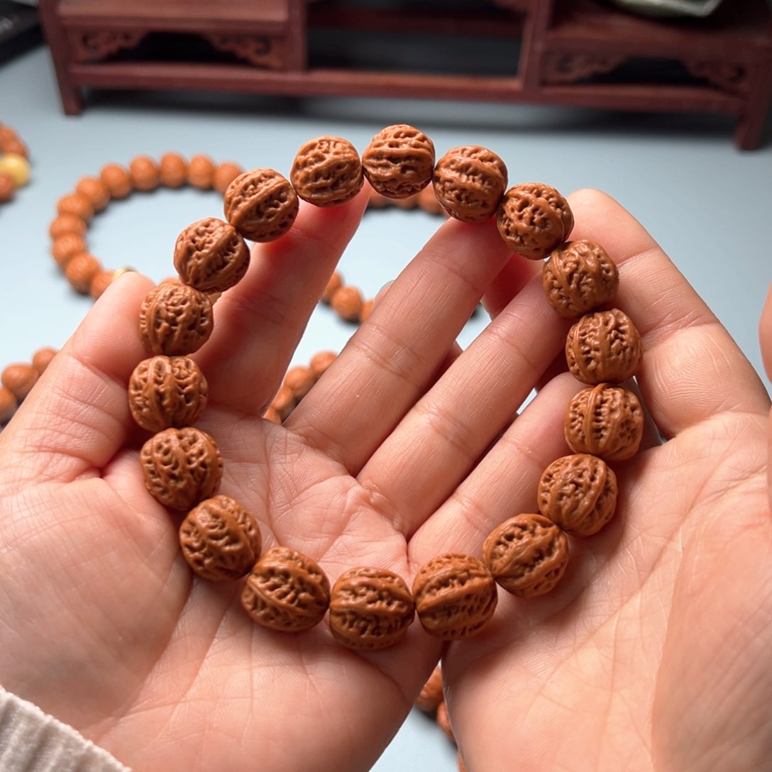 文玩核桃吊坠野生小核桃