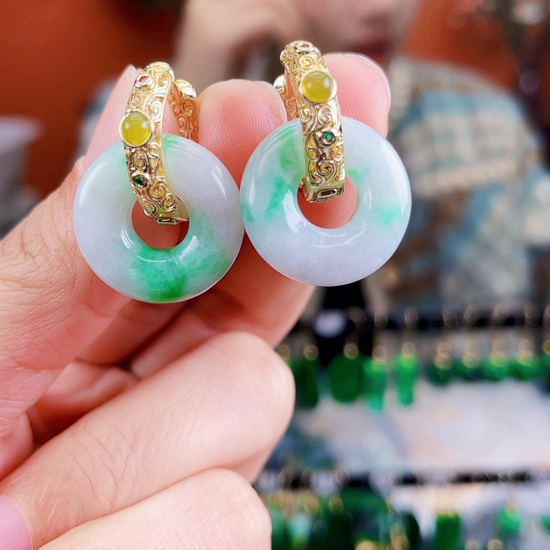 翡翠未镶嵌耳饰饰品