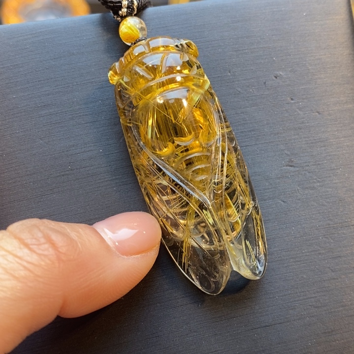 颈饰未镶嵌发晶高品质钛晶金蝉吊坠