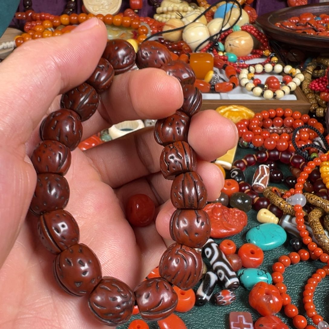 凤眼菩提吊坠与****2手持