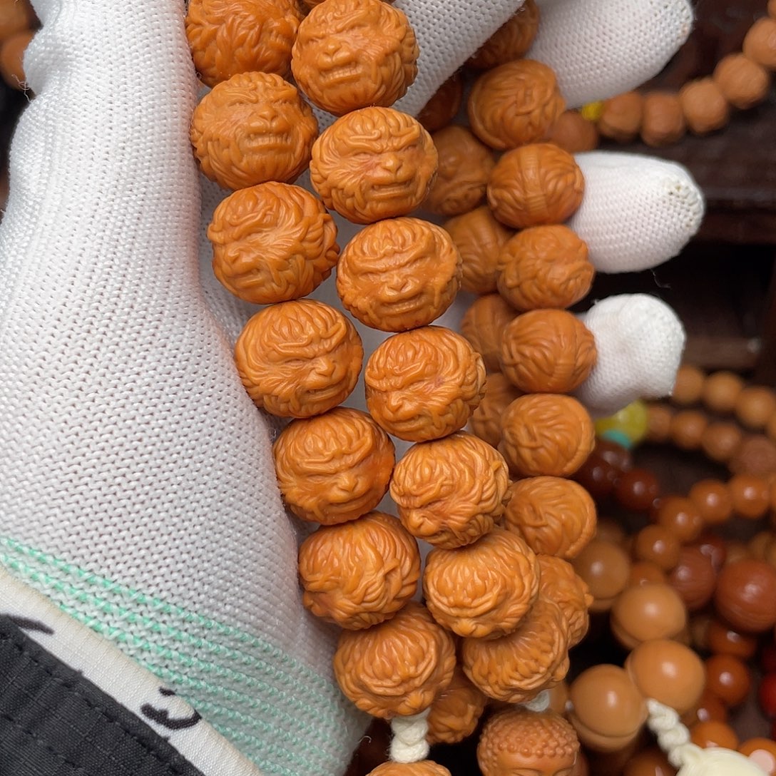 弓***长吊坠猴头核桃大圣