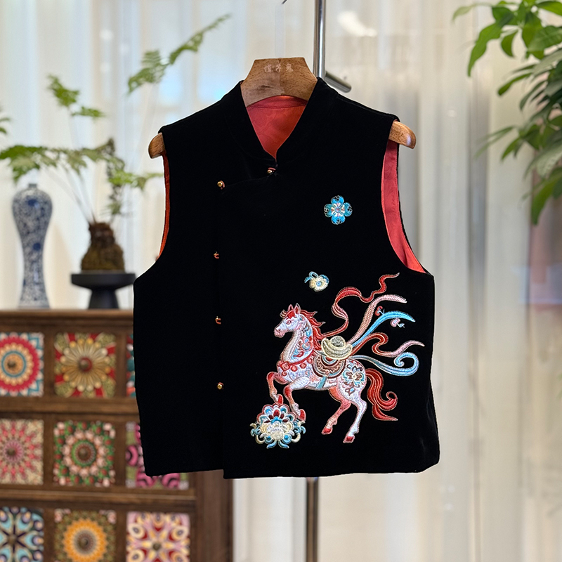 【墨鞍】新中式桑蚕丝真丝丝绒马甲新春马年重工刺绣坎肩中国风上衣