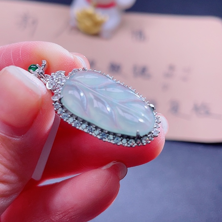 翡翠吊坠(不含链)银S925镶嵌