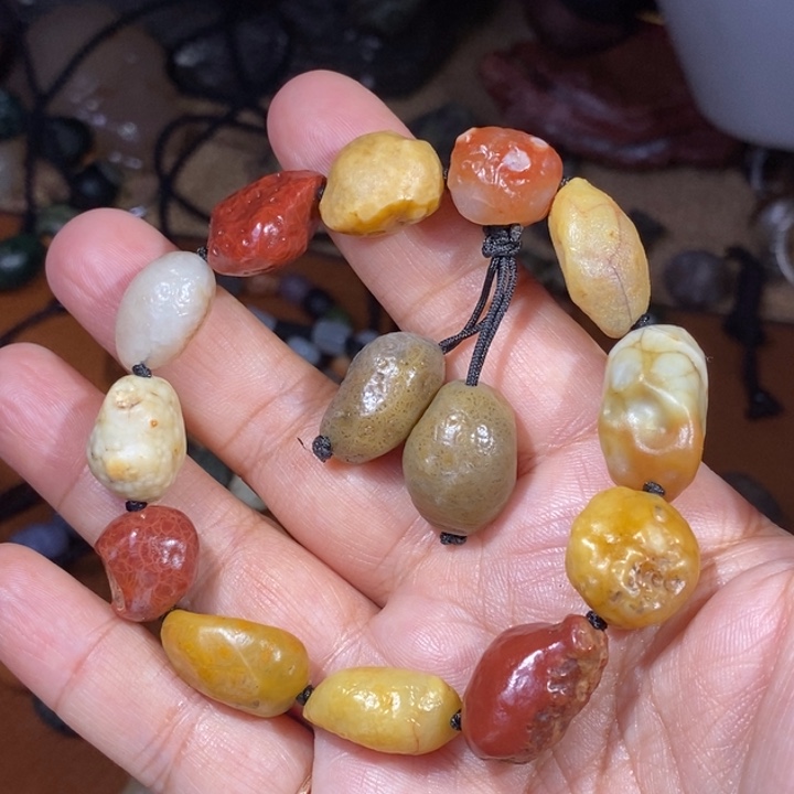 玛瑙/玉髓珠宝半成品未镶嵌红*?