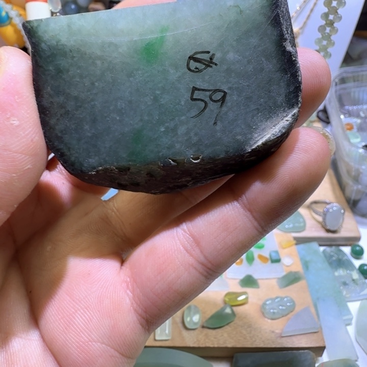 翡翠未镶嵌颈饰天然缅甸翡翠边角料