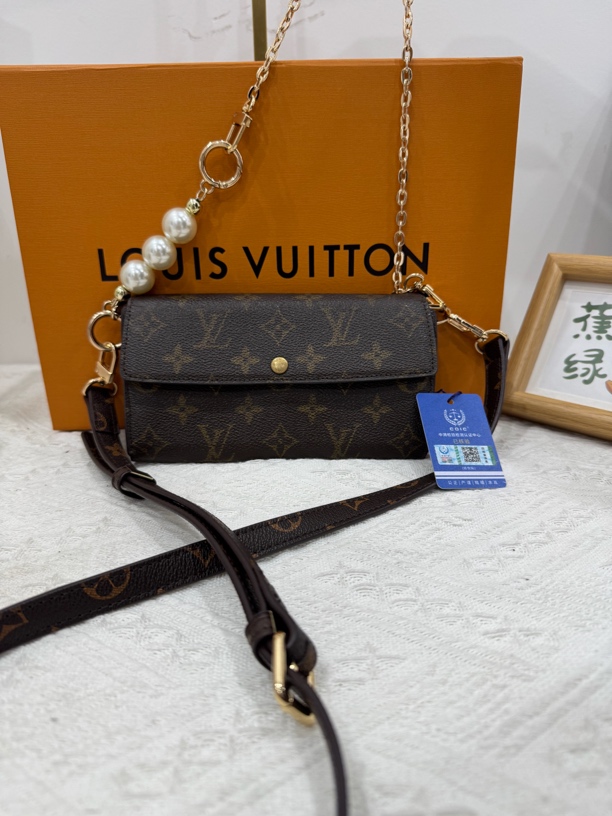 99新 LV 经典老花豆豆单肩包（送赠品）