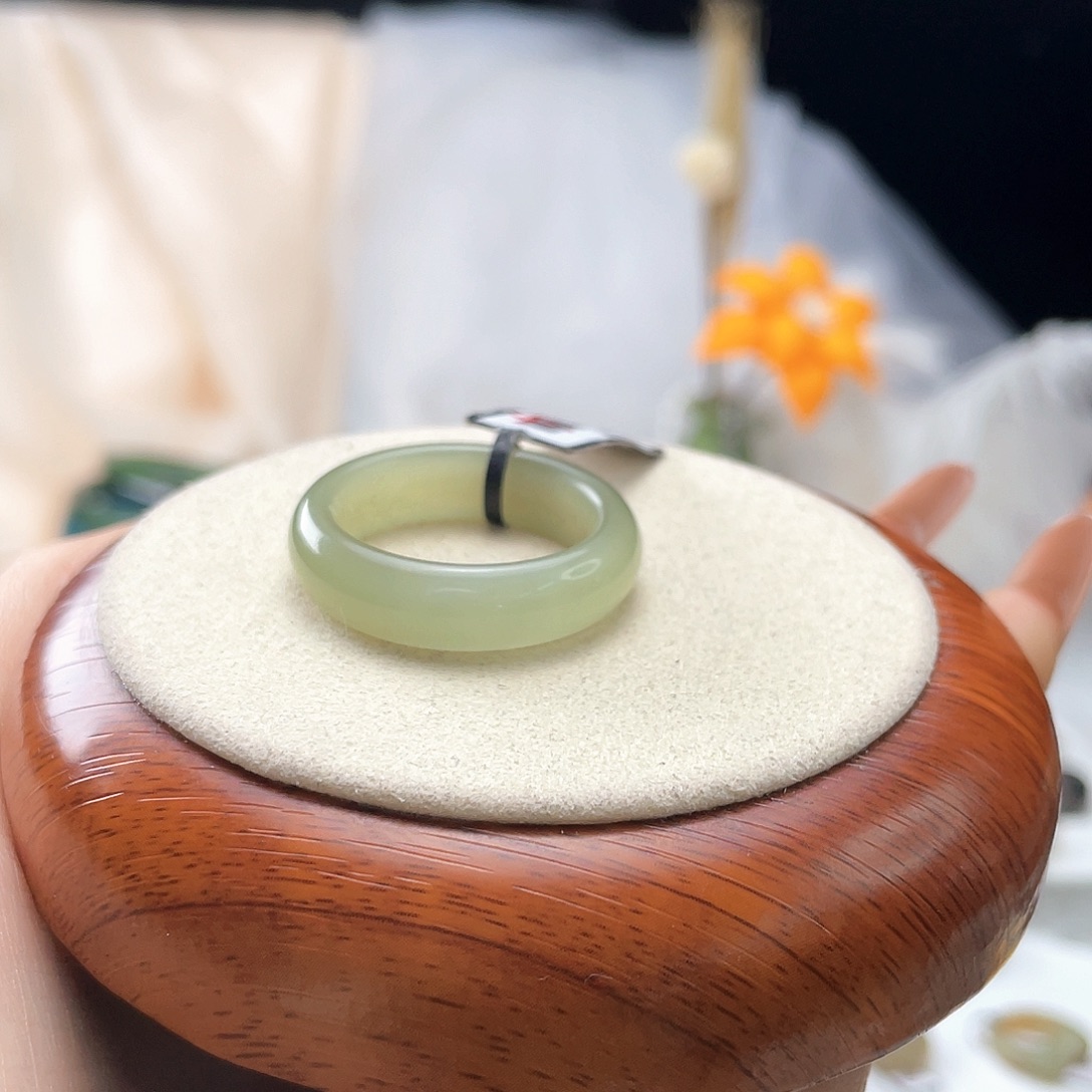 和田玉未镶嵌戒指湖水绿轮胎v289