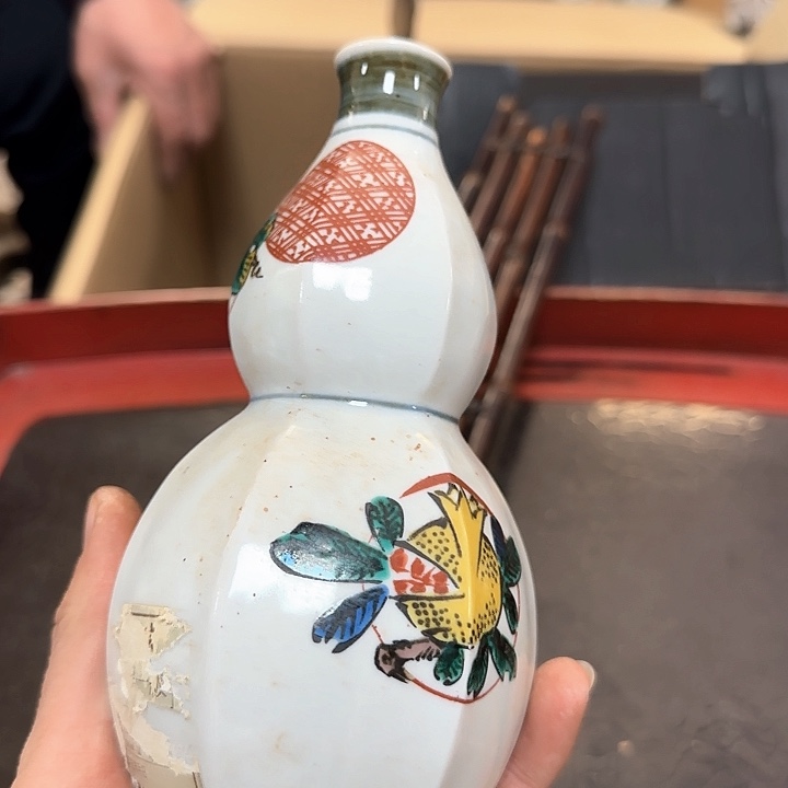 瓷片阿**吖瓷质品工艺品