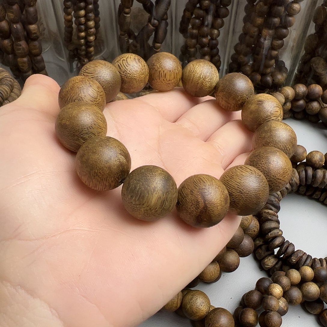 忘***刘沉香碎屑沉香奇楠高油脂1.6圆珠单圈20.4克